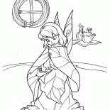 Tinkerbell cose la ropa