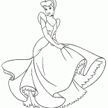 Cenicienta en un vestido de fiesta